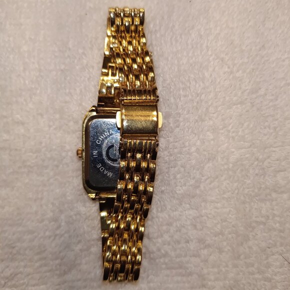 Watch - Picture 2 of 2